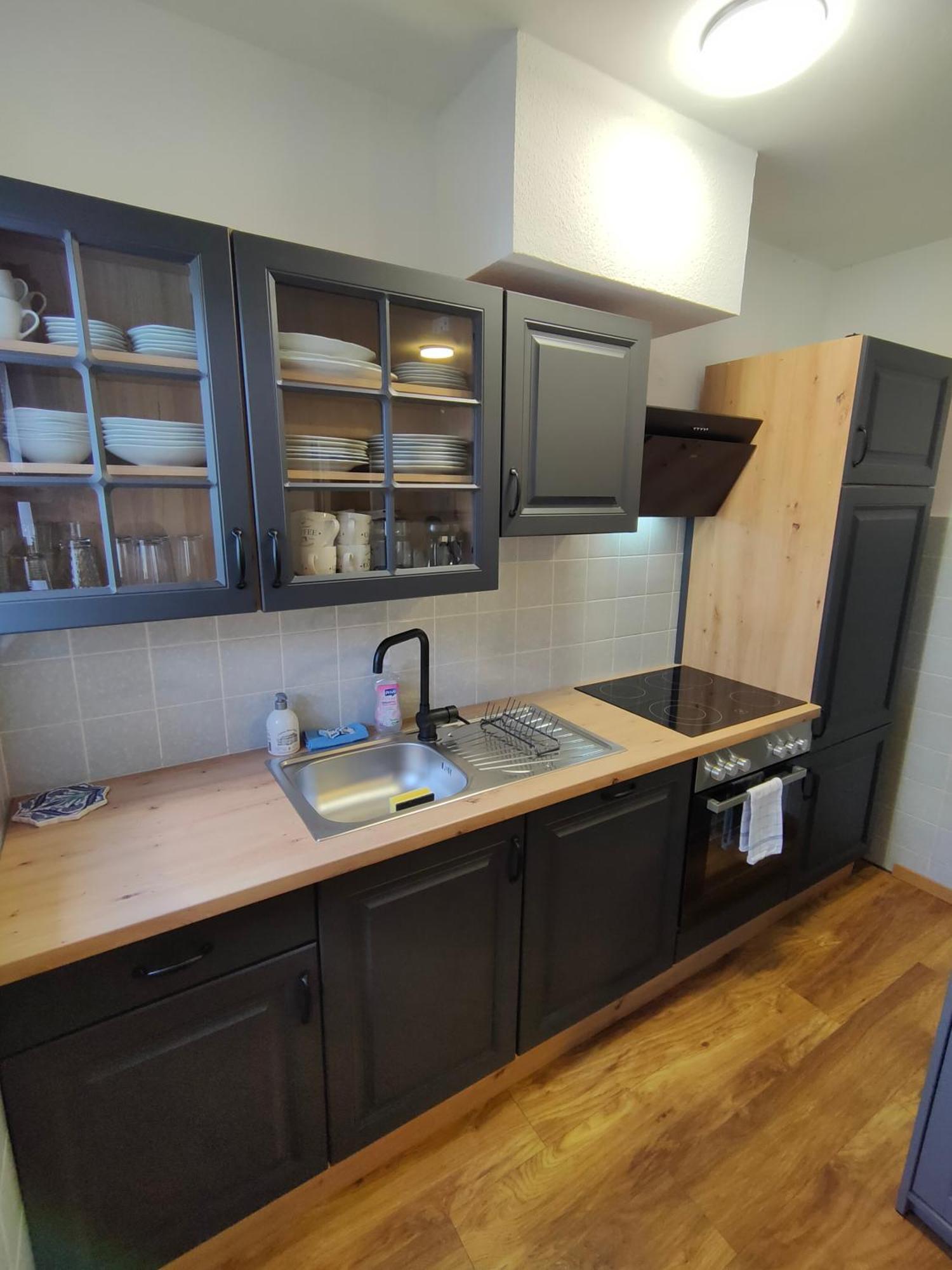 Large Central Apartment - Modern & Fully Equipped - Near Fair Cologne Exterior photo