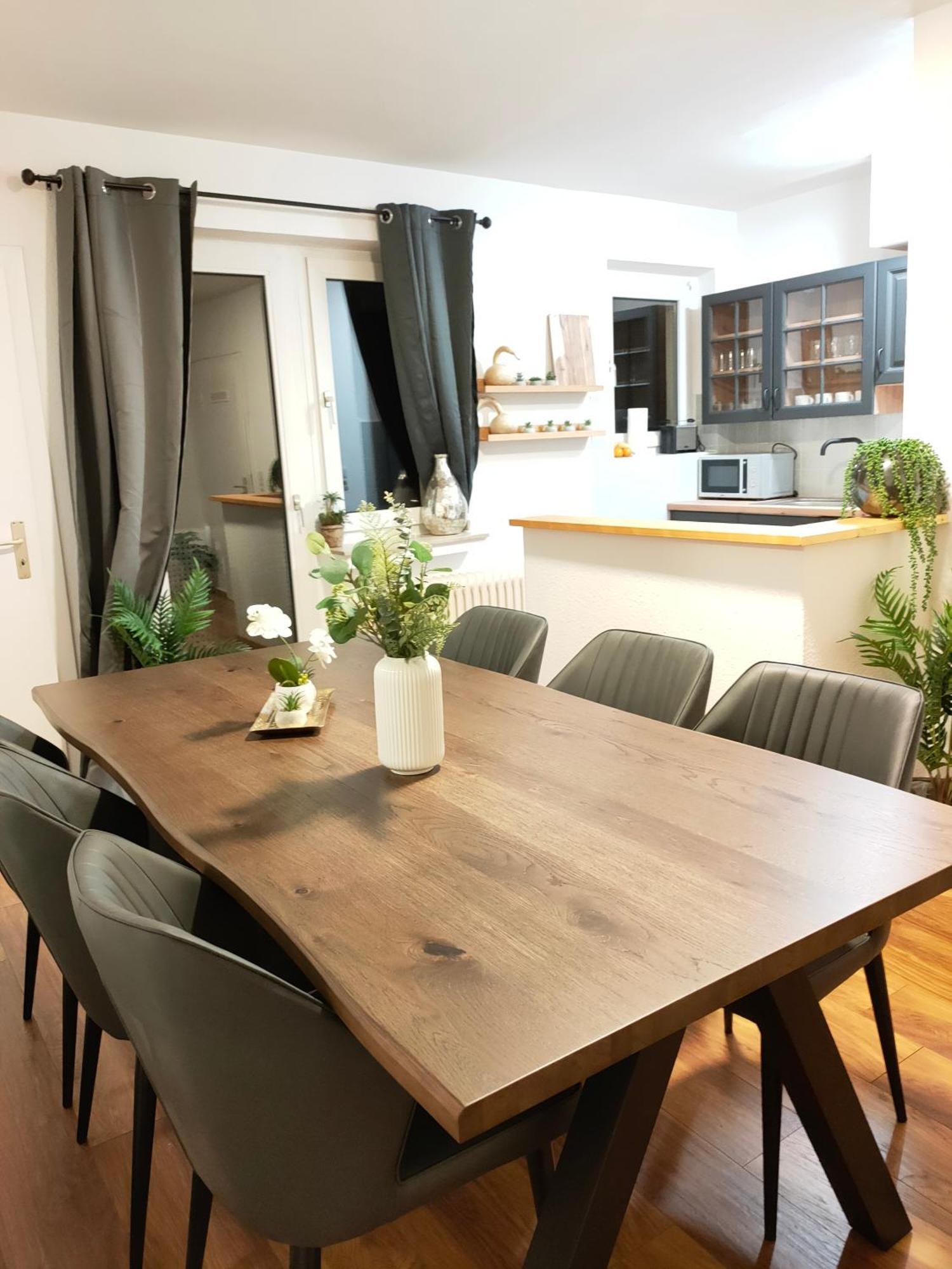 Large Central Apartment - Modern & Fully Equipped - Near Fair Cologne Exterior photo
